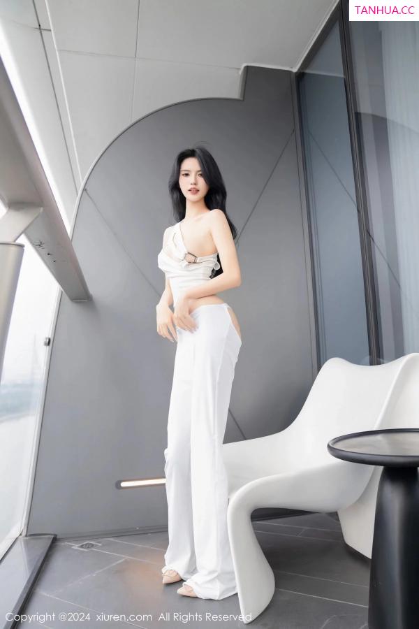 李浅浅  [XiuRen]高清写真图 2024.01.10 No.7937 浅浅Danny 美腿妩媚第50张图片